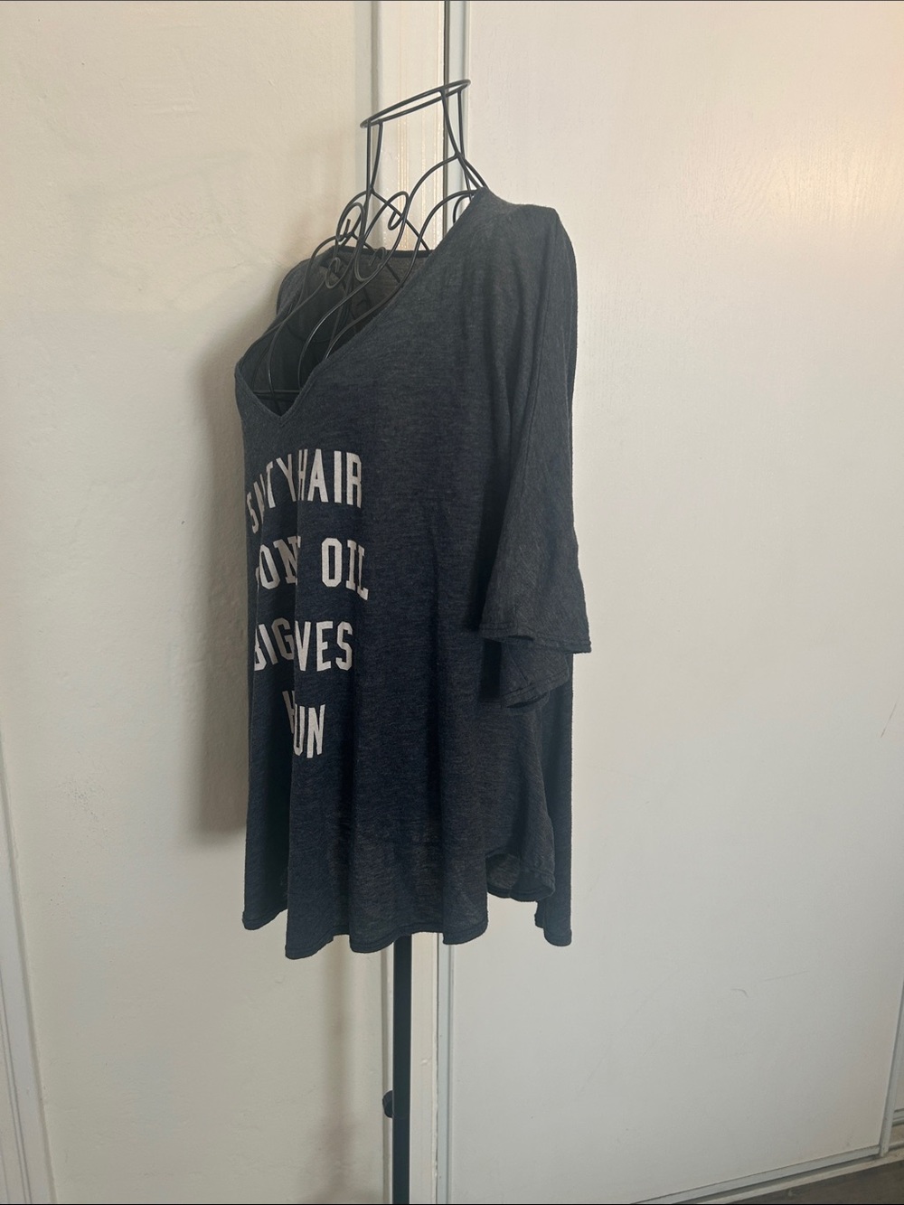 Wildfox Swing Heather Gray Scoop Neck Oversized Graphic Tee Size XS - Picture 5 of 8
